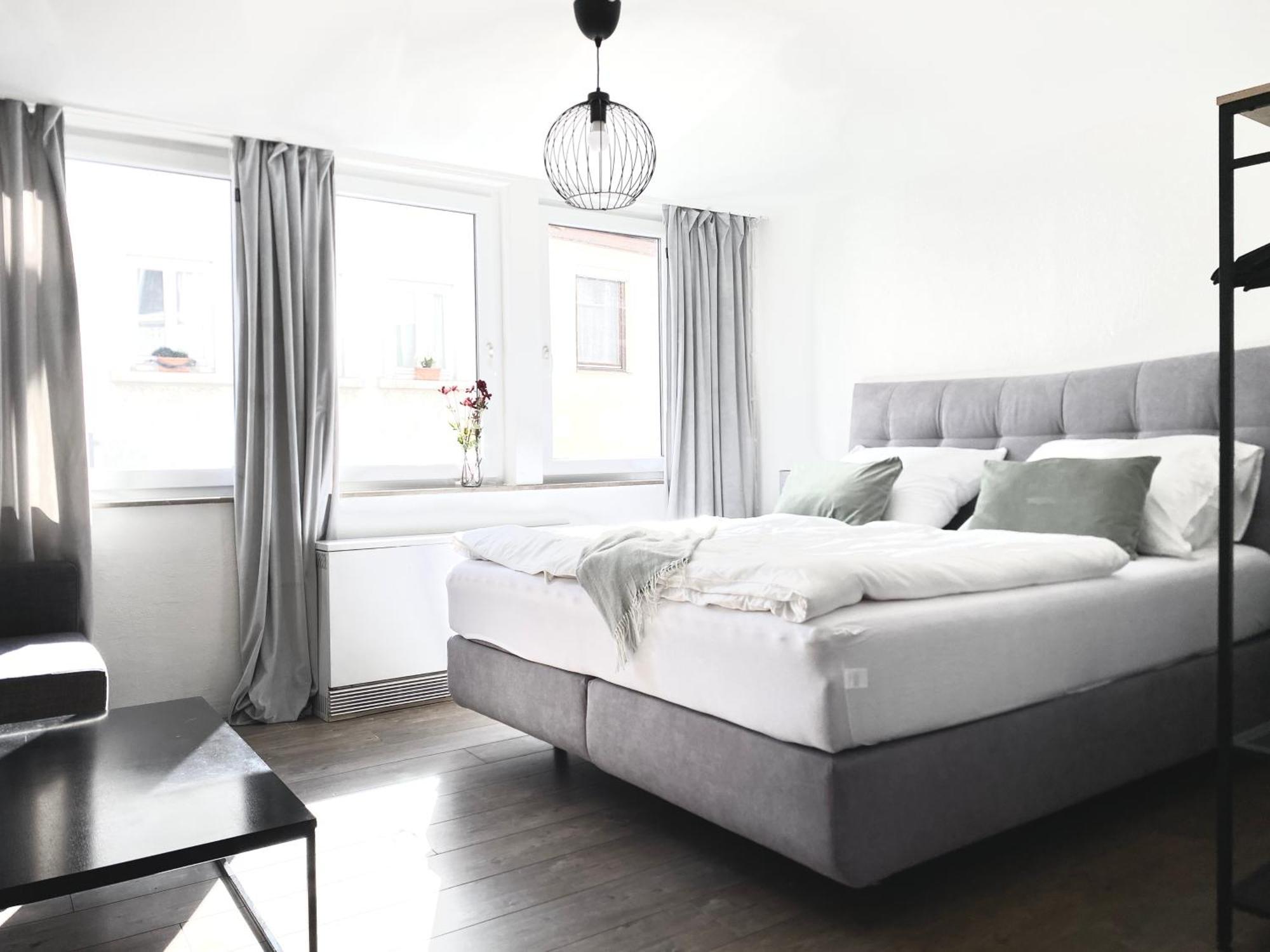 City Apartment No1 ロイトリンゲン エクステリア 写真